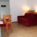 Sejours & Affaires Atrium 3* 앙제