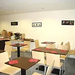 Sejours & Affaires Atrium 3*