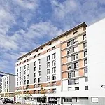 Sejours & Affaires Atrium 3* Ανζέρ