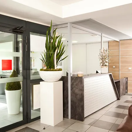 Aparthotel Sejours & Affaires Atrium