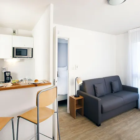 Sejours & Affaires Atrium 3* Angers