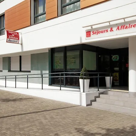 Sejours & Affaires Atrium شقة فندقية 3*