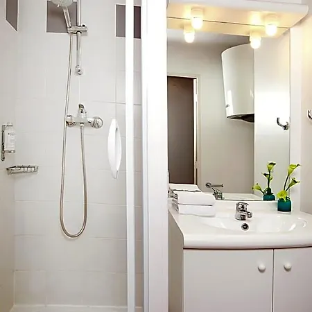 Aparthotel Sejours & Affaires Atrium 3*
