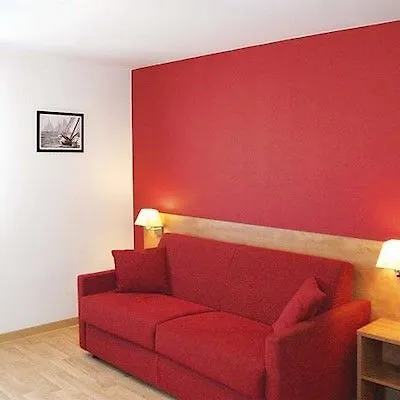 Sejours & Affaires Atrium 3*