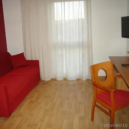 Aparthotel Sejours & Affaires Atrium 3*