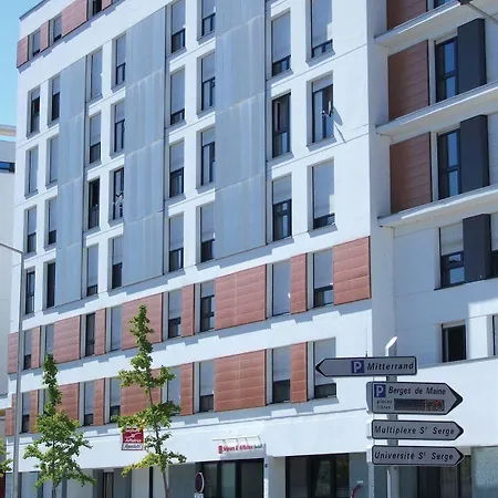 Aparthotel Sejours & Affaires Atrium 3*