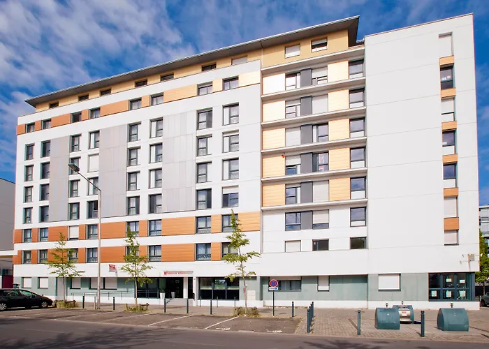 Aparthotel Sejours & Affaires Atrium