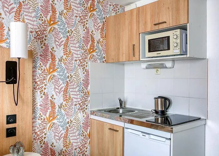 מלון דירות Sejours & Affaires Atrium אנז'ה