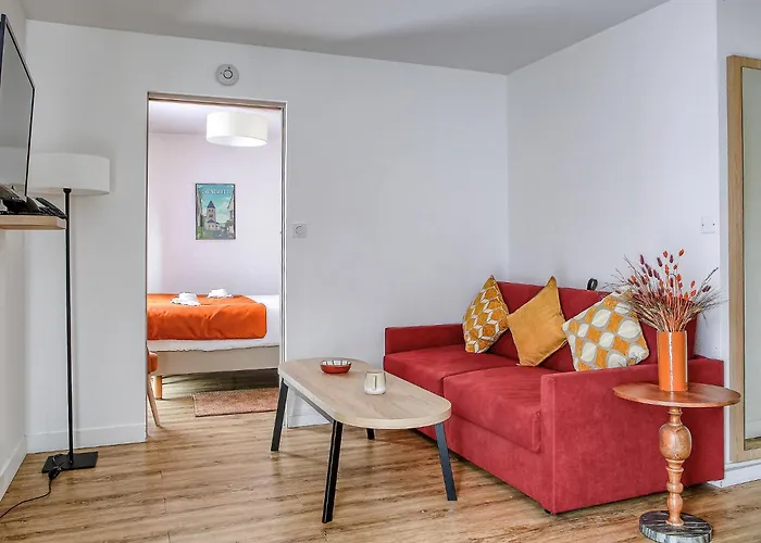 Sejours & Affaires Atrium מלון דירות אנז'ה