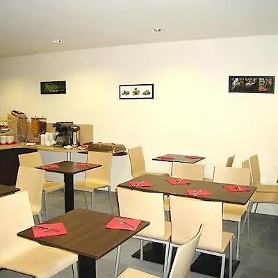 Séjours&affaires Atrium 3*