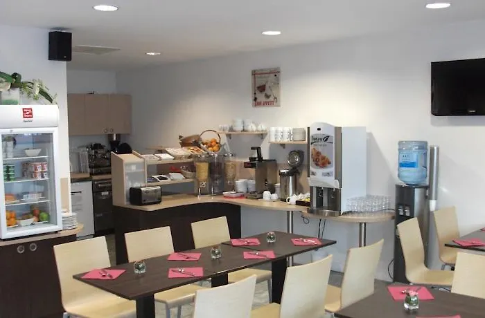 Sejours & Affaires Atrium شقة فندقية 3*